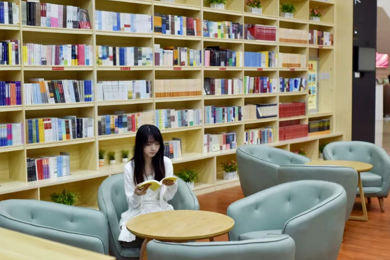 岭南职院图书馆跻身全国四强，数智时代如何让知识活起来？